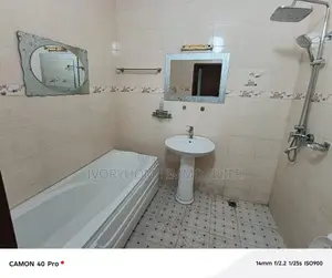 2chbre Appartement dans Cocody à Louer