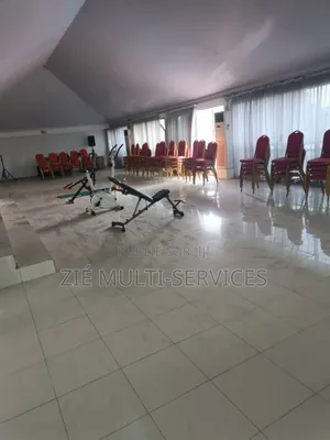 Furnished 12chbre Duplex dans Zié Multi-Service, Cocody à Vendre