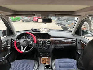 Mercedes-Benz GLK-Class Base GLK 350 4dr 4x2 (3.5L 6cyl 7A) 2015 Black