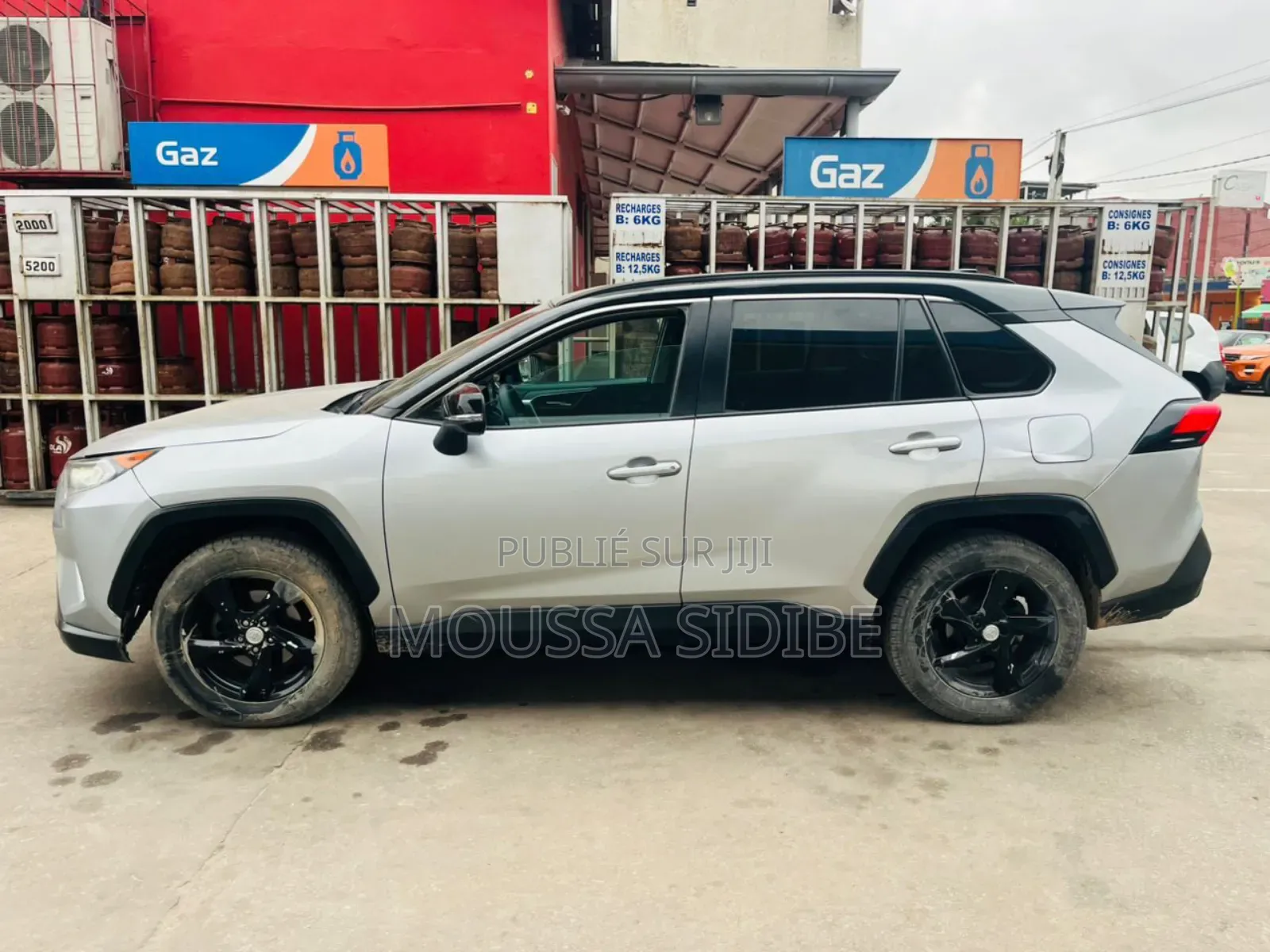 Toyota RAV4 Limited AWD 2019 Gris