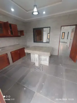 2chbre Appartement dans Cocody à Louer