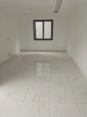 2chbre Appartement dans Cocody à Louer