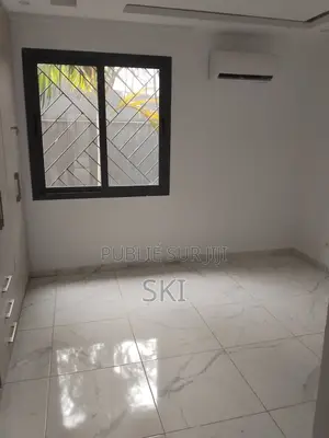 2chbre Appartement dans Cocody à Louer