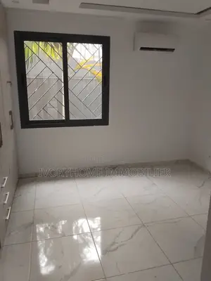 2chbre Appartement dans Cocody à Louer