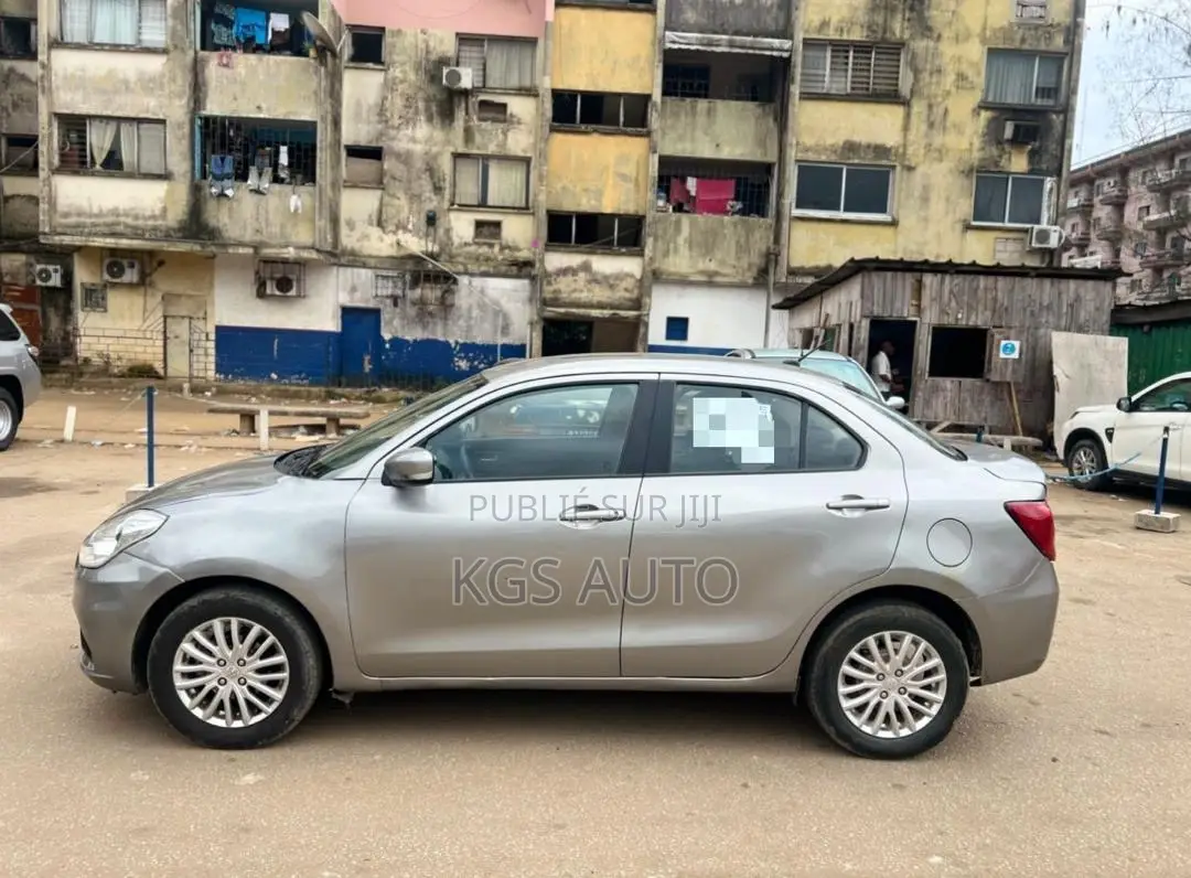 Suzuki Dzire 2023 Gris