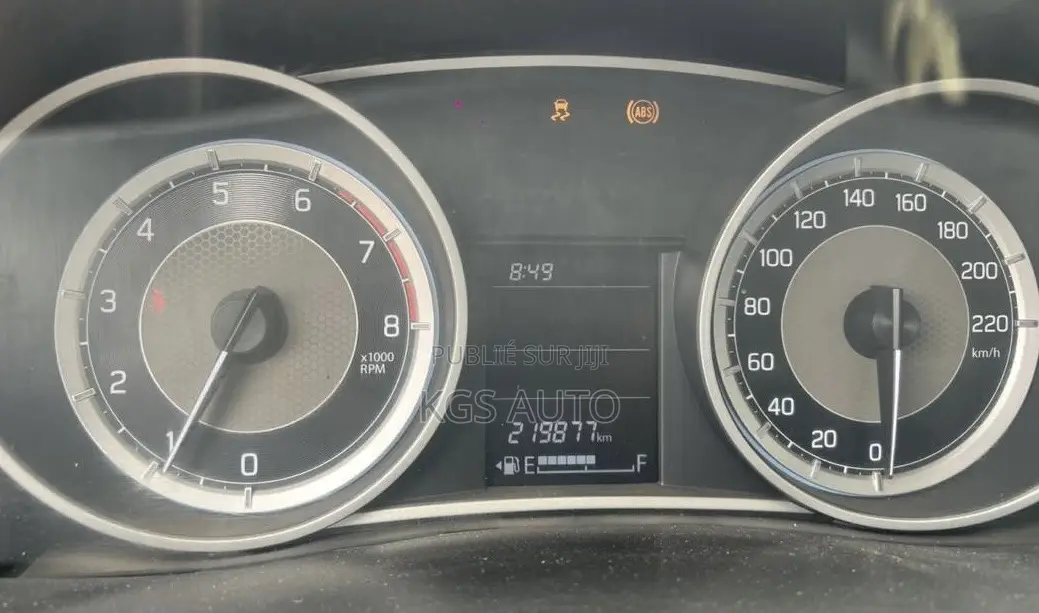 Suzuki Dzire 2023 Gris