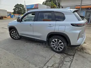 Suzuki Grand Vitara 2024 Gris