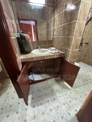 4chbre Duplex dans Ismaël Coulibaly, Cocody à Vendre