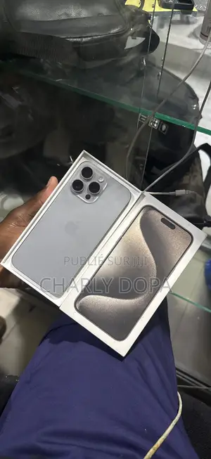 Apple iPhone 15 Pro Max 256 GB Argenté