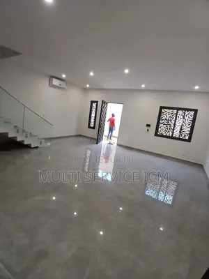 6chbre Duplex dans Ismaël Coulibaly, Cocody à Vendre