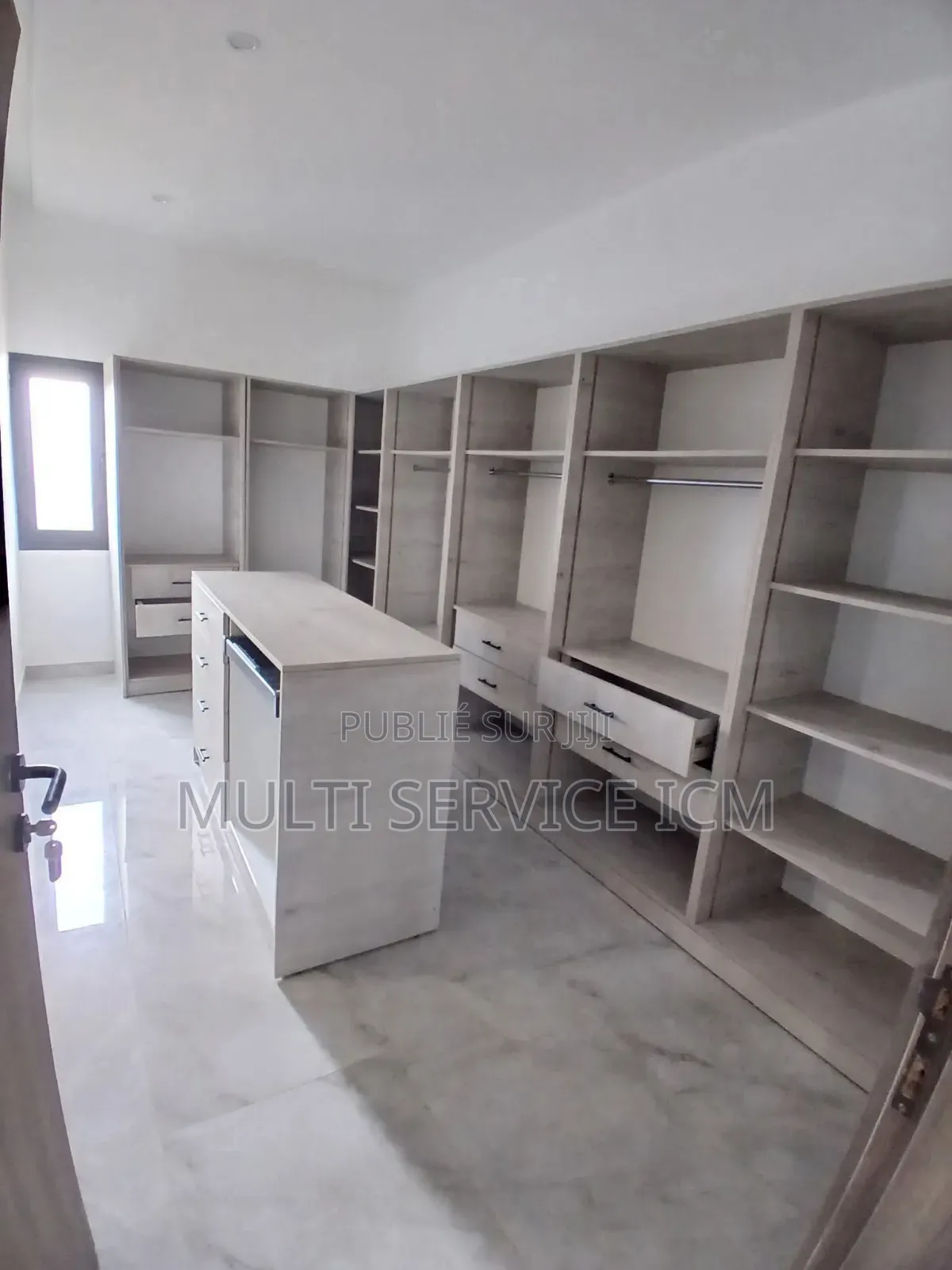 6chbre Duplex dans Ismaël Coulibaly, Cocody à Vendre