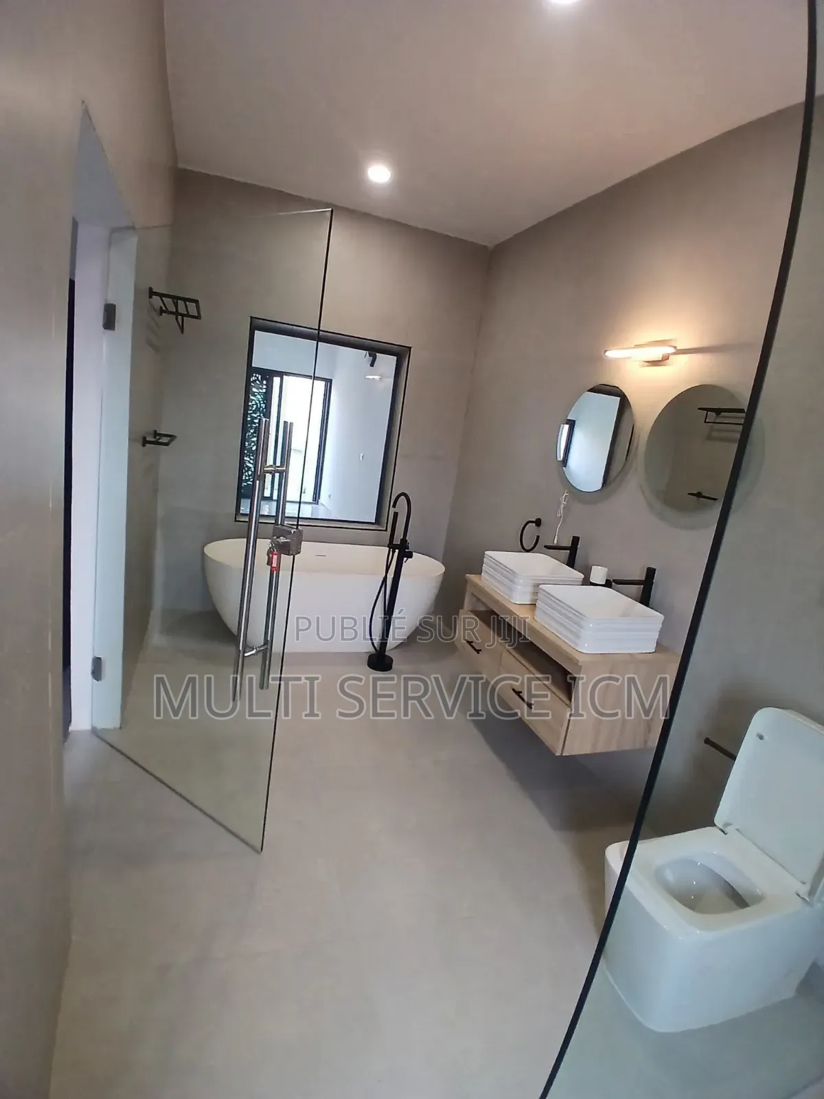 6chbre Duplex dans Ismaël Coulibaly, Cocody à Vendre