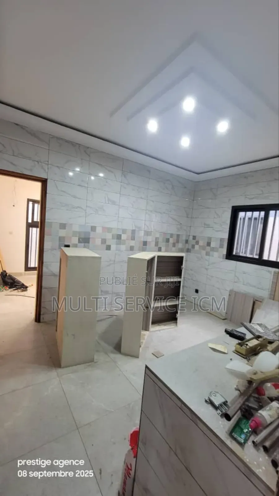 6chbre Duplex dans Bingerville Hôpital à Vendre