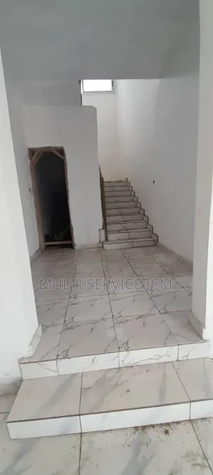 4chbre Duplex dans Ismaël Coulibaly, Bingerville à Vendre