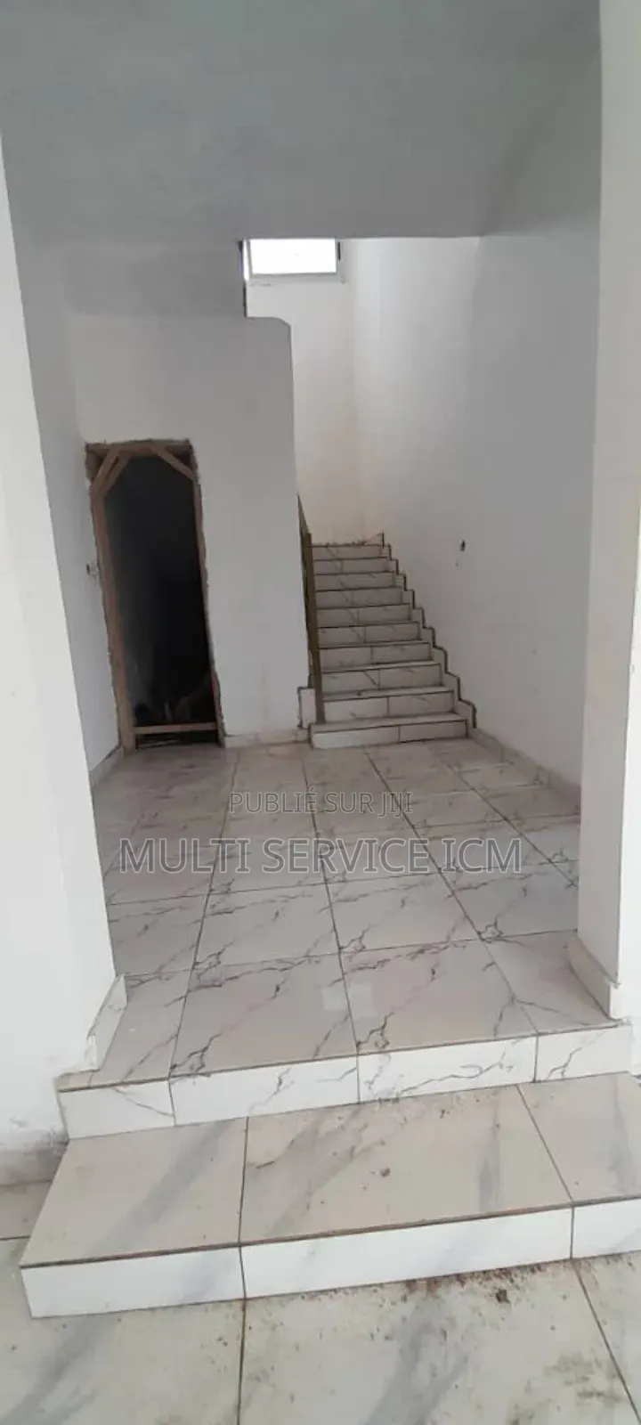 4chbre Duplex dans Ismaël Coulibaly, Bingerville à Vendre