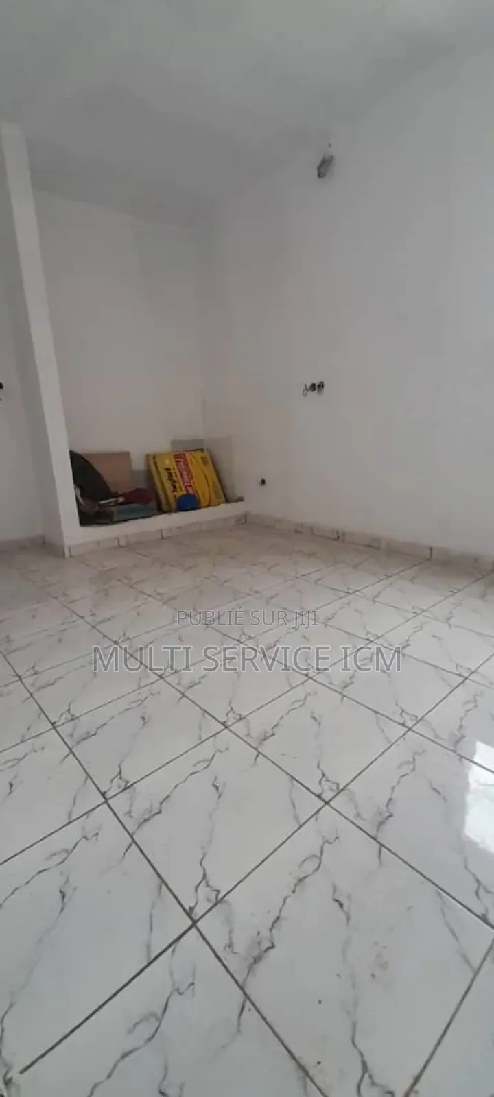 4chbre Duplex dans Ismaël Coulibaly, Bingerville à Vendre