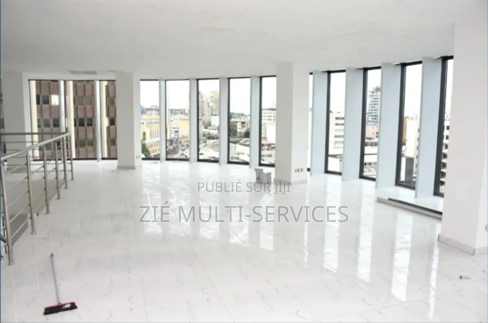 20chbre Blocs d'appartements dans Zié Multi-Service, Le Plateau