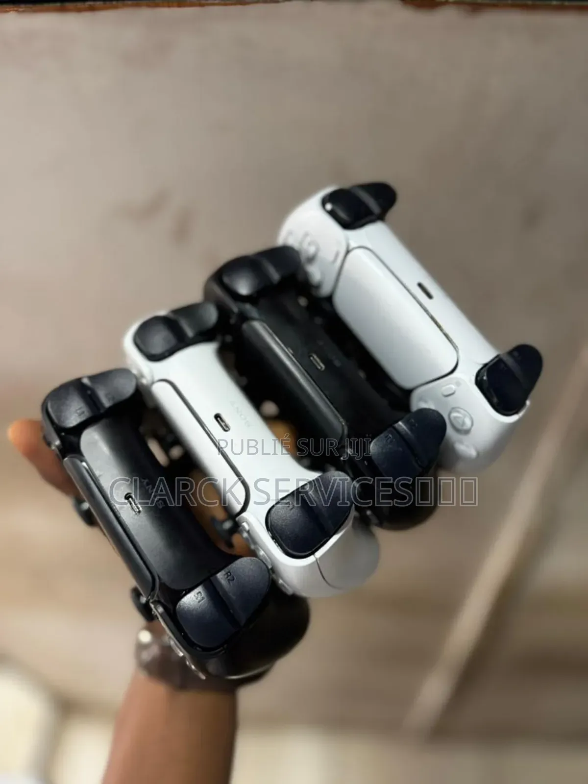 Manette Ps5 Disponible