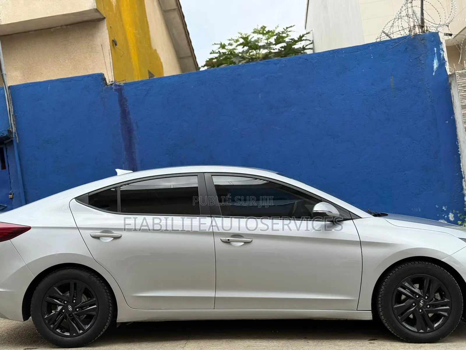 Hyundai Elantra SEL 2020 Gris