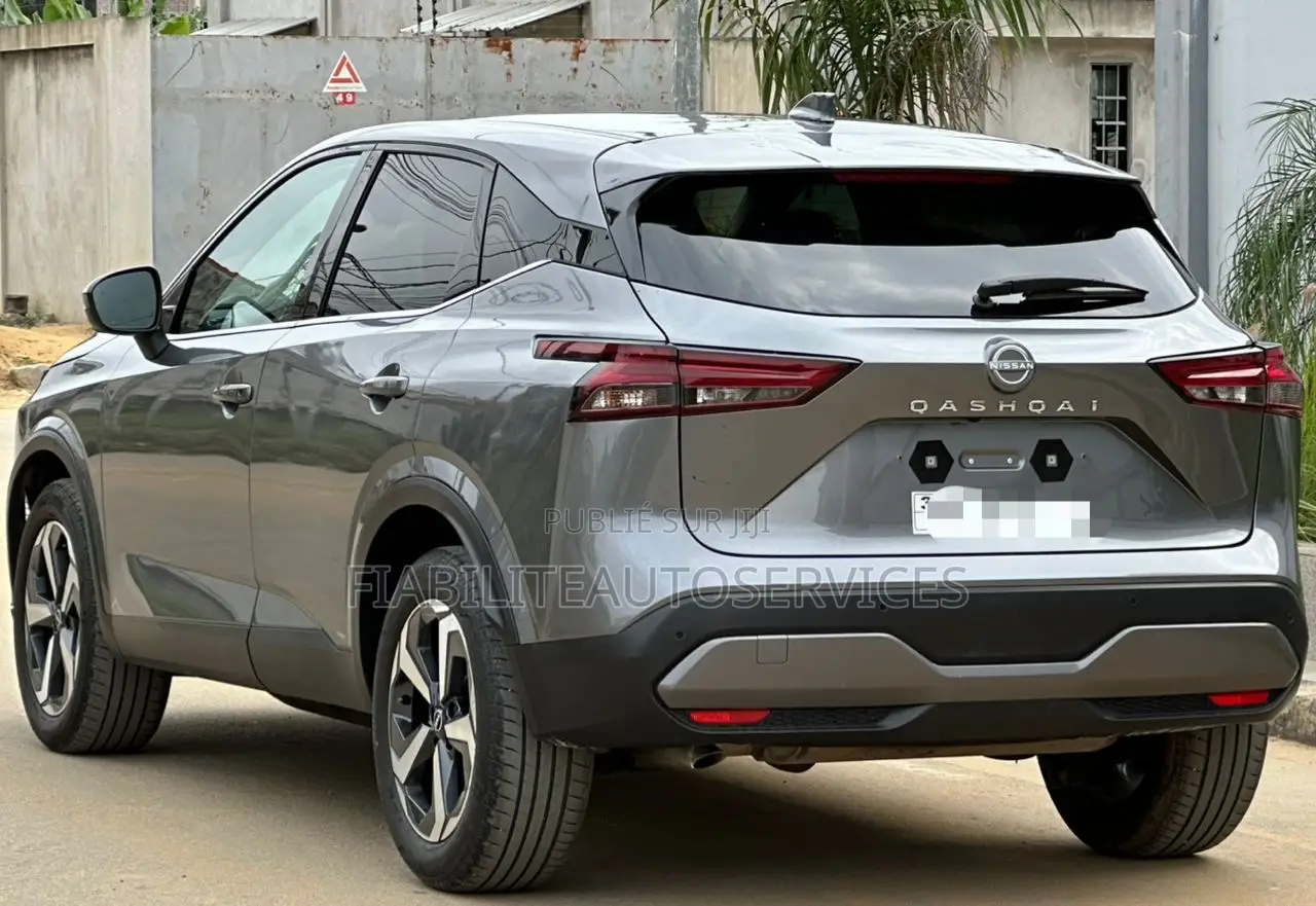Nissan Qashqai 2024 Gris