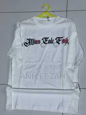 Vente De Maillot Et De Habi