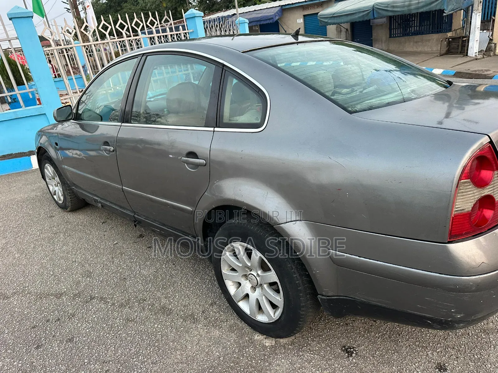 Volkswagen Passat 2003 Gris