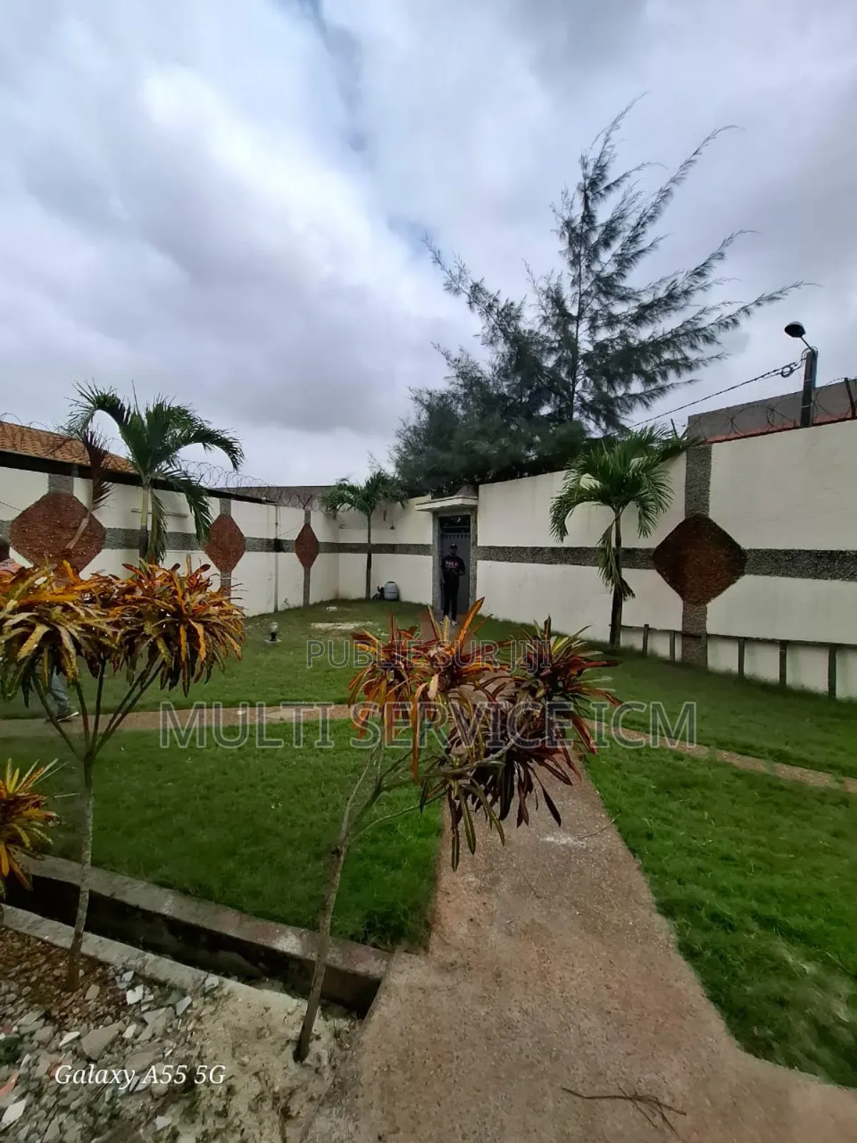 5chbre Duplex dans Ismaël Coulibaly, Cocody à Vendre