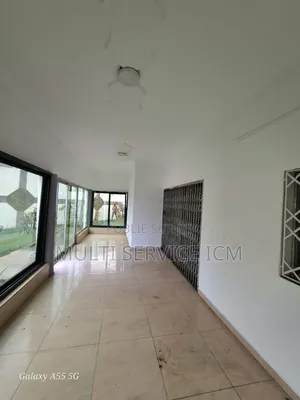5chbre Duplex dans Ismaël Coulibaly, Cocody à Vendre
