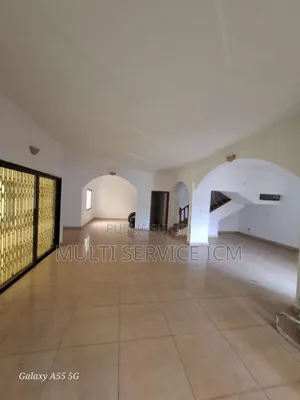 5chbre Duplex dans Ismaël Coulibaly, Cocody à Vendre