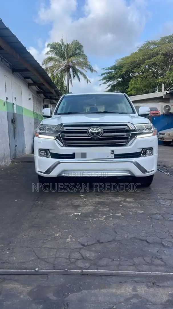 Toyota Land Cruiser 5.7 V8 VXR 2017 Blanc