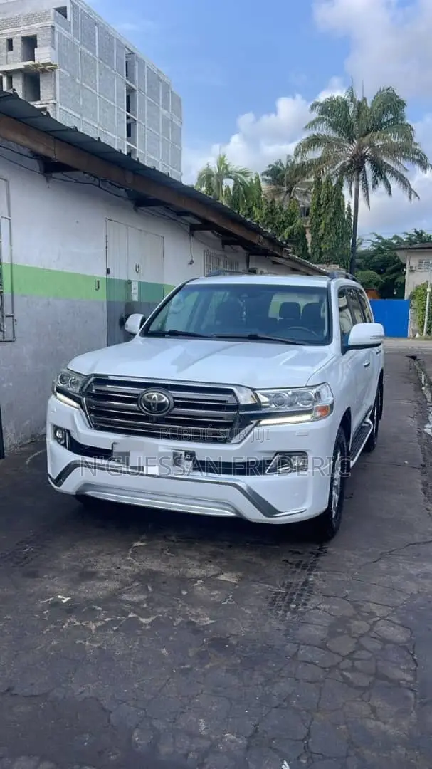 Toyota Land Cruiser 5.7 V8 VXR 2017 Blanc