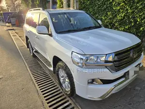 Toyota Land Cruiser 5.7 V8 VXR 2017 Blanc