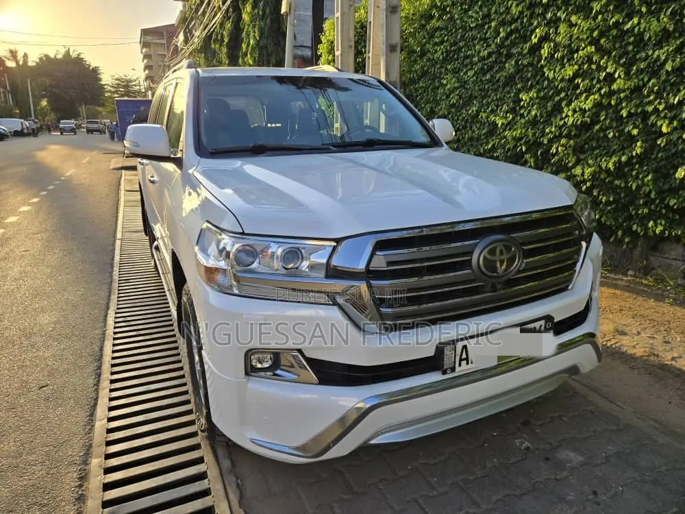 Toyota Land Cruiser 5.7 V8 VXR 2017 Blanc