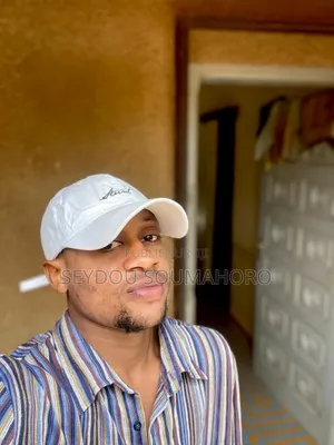 Photo - Cherche Un Cv Abidjan