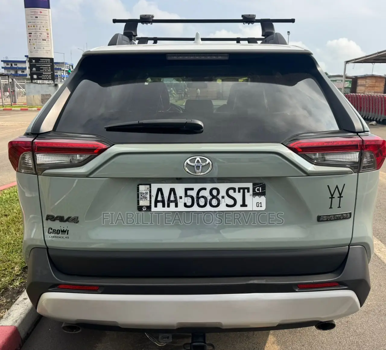 Toyota RAV4 Adventure 2021 Gris