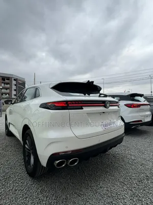 New Changan UNI-K 2.0 Petrol FWD 2025 Blanc
