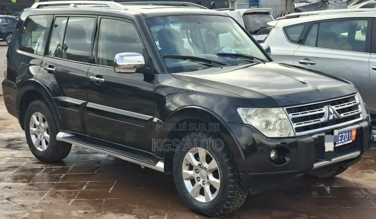 Mitsubishi Pajero 2014 Noir Mat