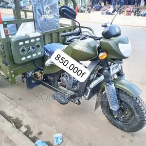 Photo - New Polaris 2024 Gris