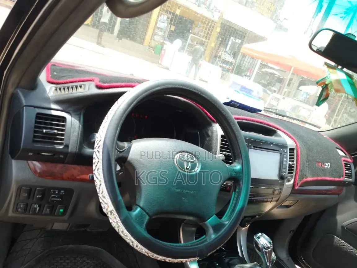 Toyota Land Cruiser Prado 2005 Noir Mat