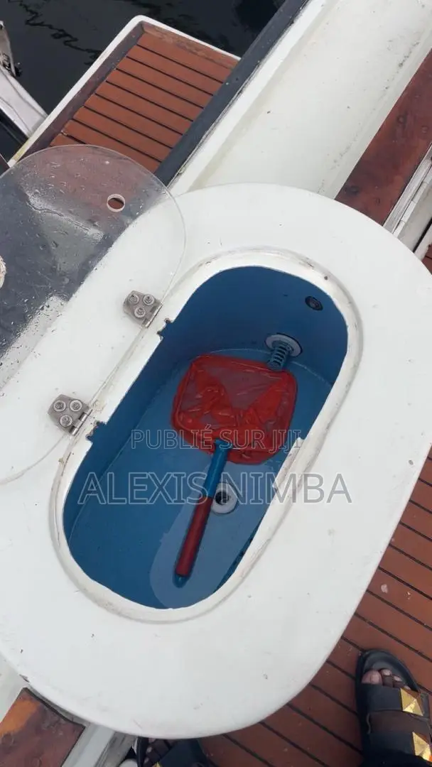 Bateau Plaisance Mer Et Lagune Yamaha 250cv Temps Impeccable