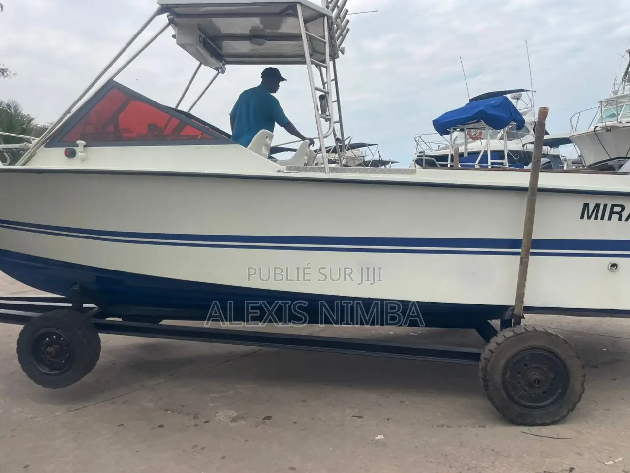 Bateau Plaisance Mer Et Lagune Yamaha 250cv Temps Impeccable
