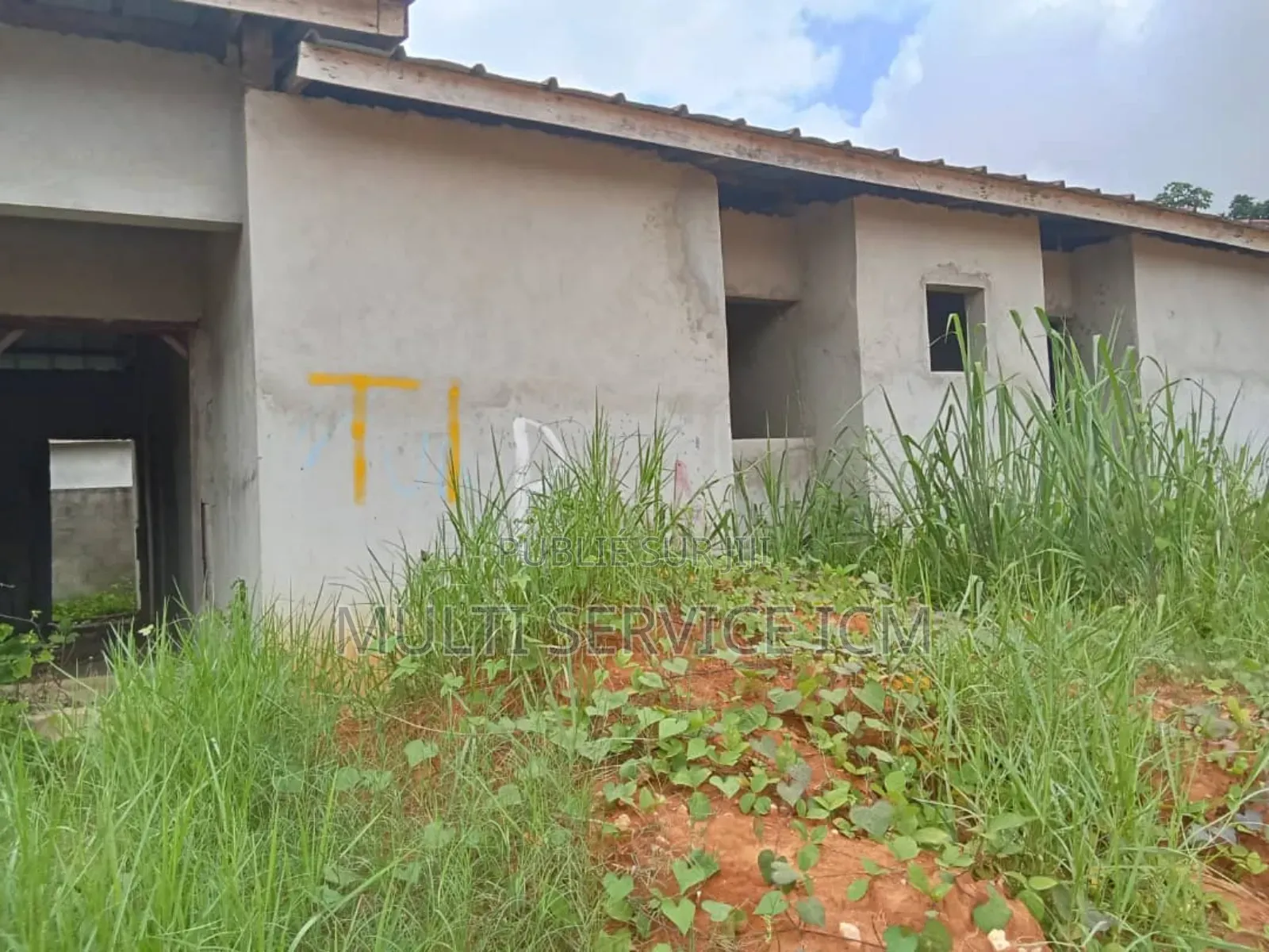 5chbre Duplex dans Ismaël Coulibaly, Bingerville à Vendre