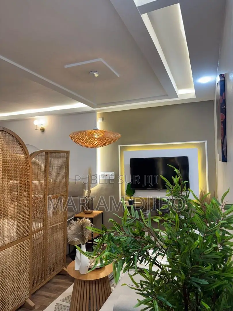 Studio Moderne Meublé