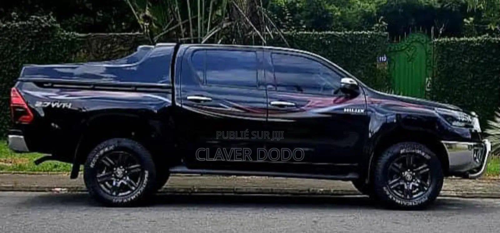 Toyota Hilux 2023 Black