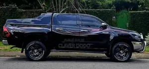 Toyota Hilux 2023 Black