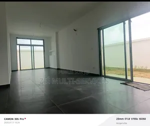 20chbre Blocs d'appartements dans Zié Multi-Service, Le Plateau