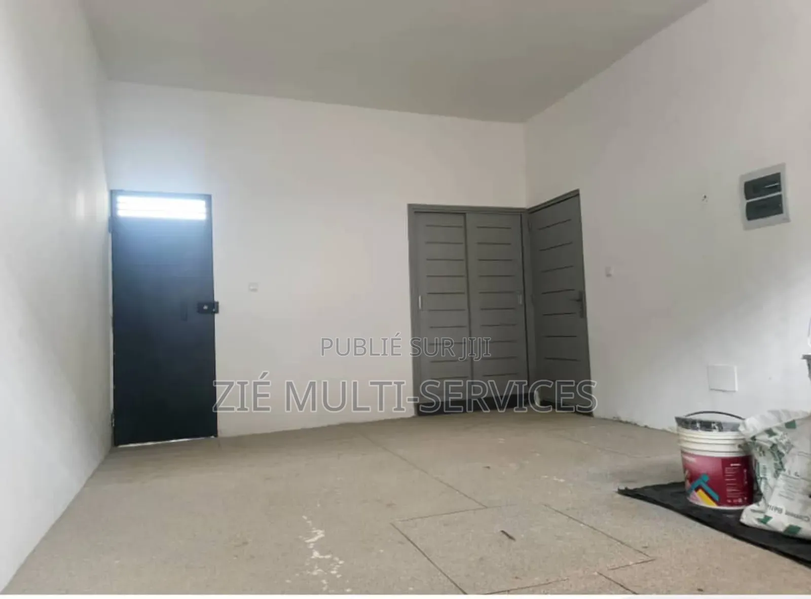 20chbre Blocs d'appartements dans Zié Multi-Service, Le Plateau