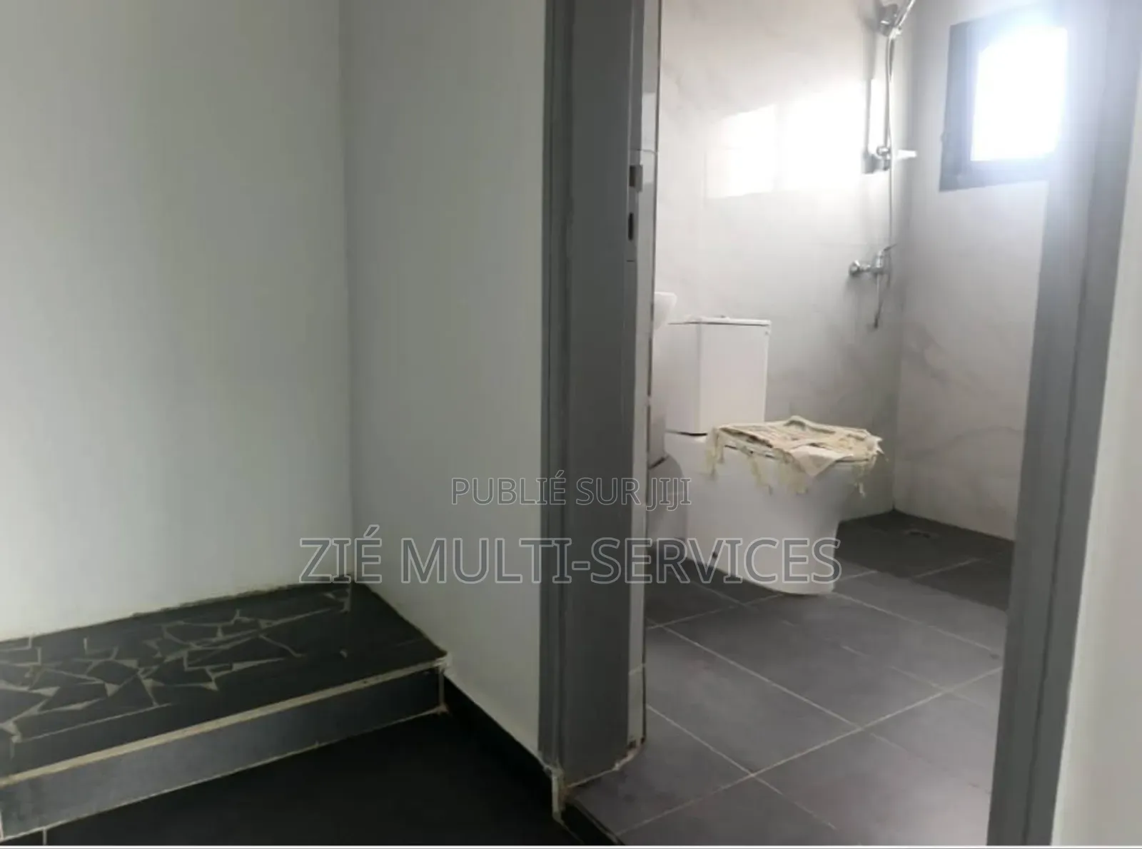 Furnished 20chbre Blocs d'appartements à Vendre