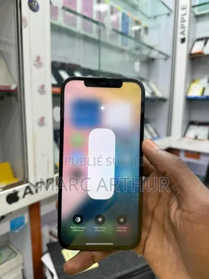 Photo - Apple iPhone 12 Pro Max 128 GB Blue