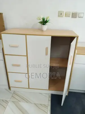 Buffet De Rangement Scandinave – Élégance & Praticité